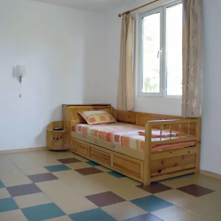 Pensionat Pirenya Malki Voden
